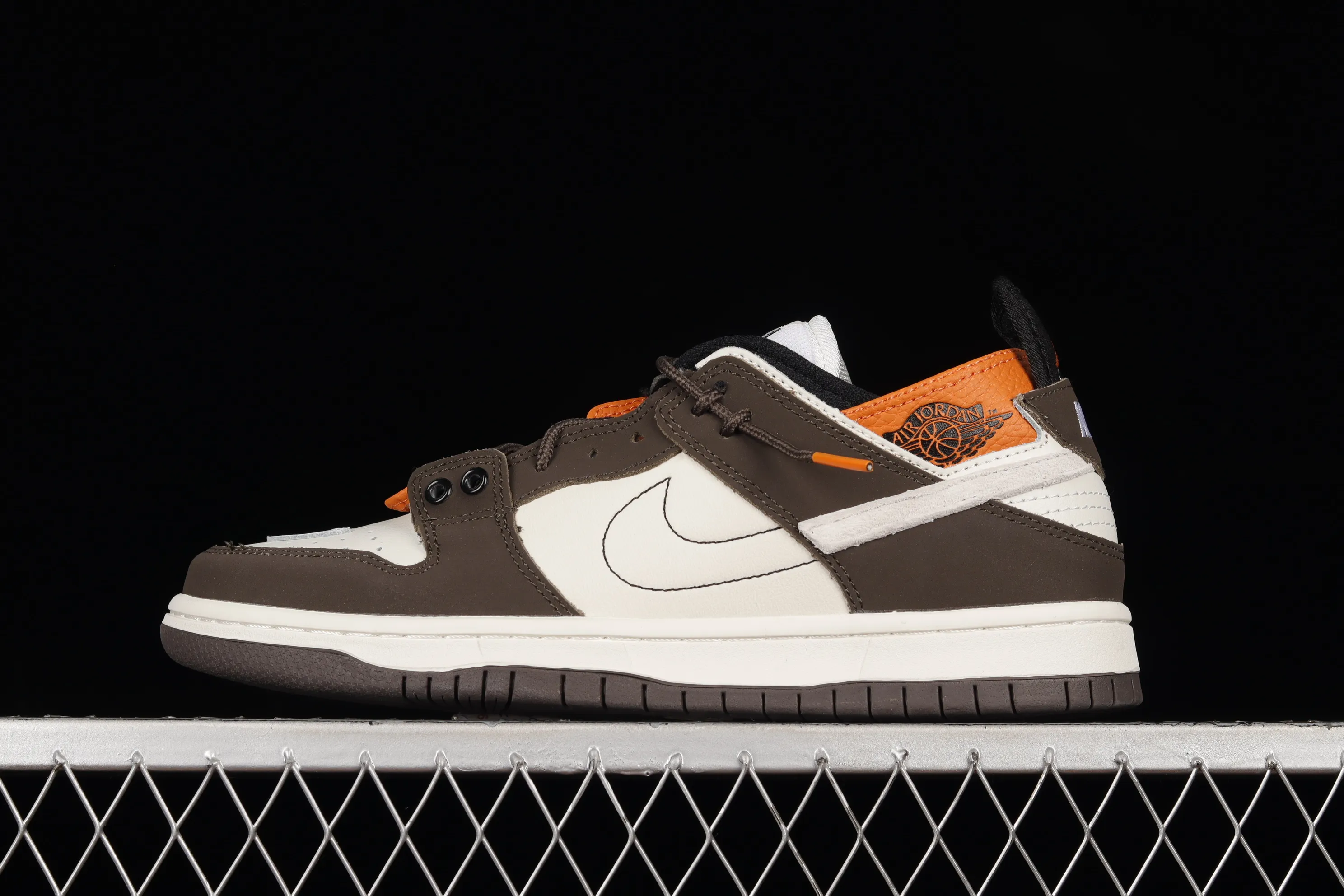 All categories Nk SB Dunk series Nk SB Dunk Low low-top sneakers Nk SB Dunk Low Nike four-in-one multi-element casual sneakers BQ6817-027